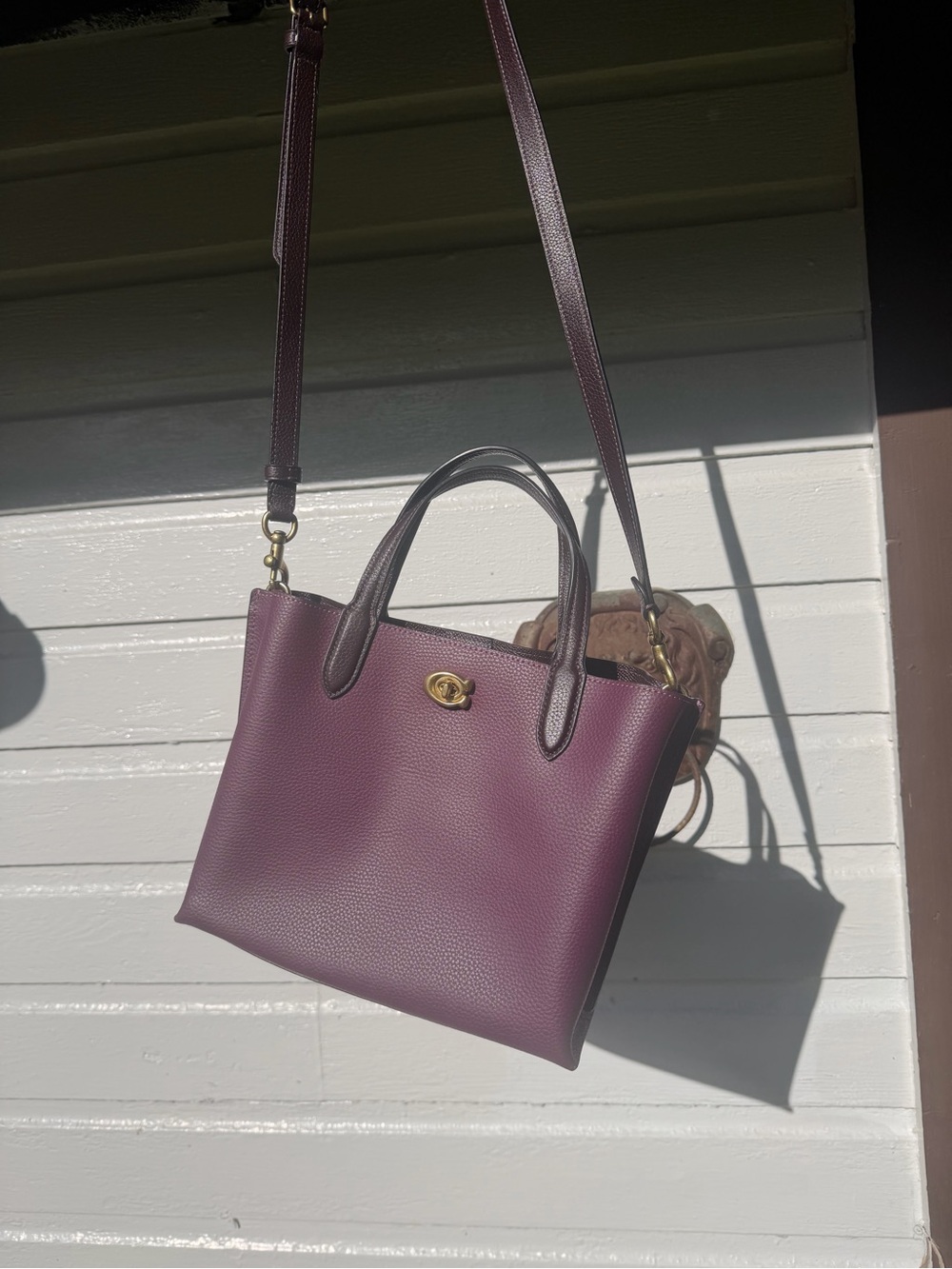 Coach Willow Tote 24 Crossbody Handbag Purple Deep Berry Purse Shoulder Bag 8561